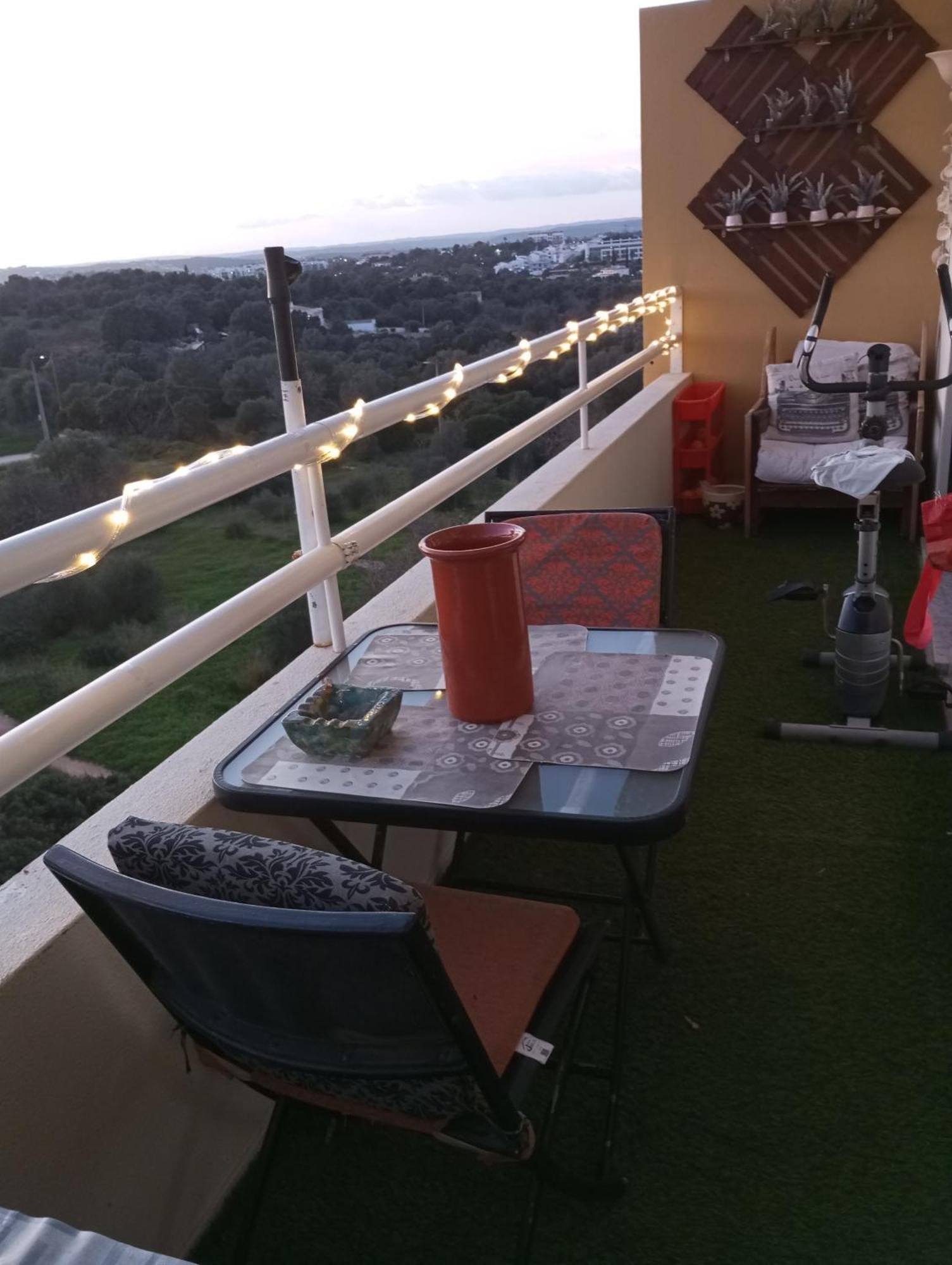 Cozy Sunny Apartment Wi-Fi & Ac アルヴォル エクステリア 写真